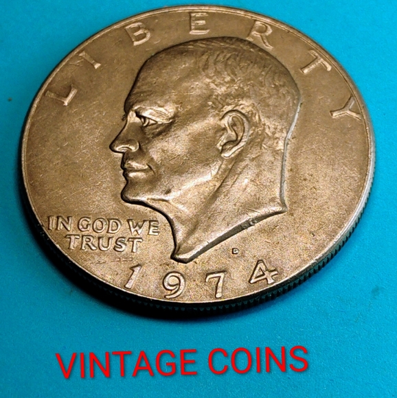 1974 D Eisenhower Dollar Coin From Collection - Picture 1 of 2